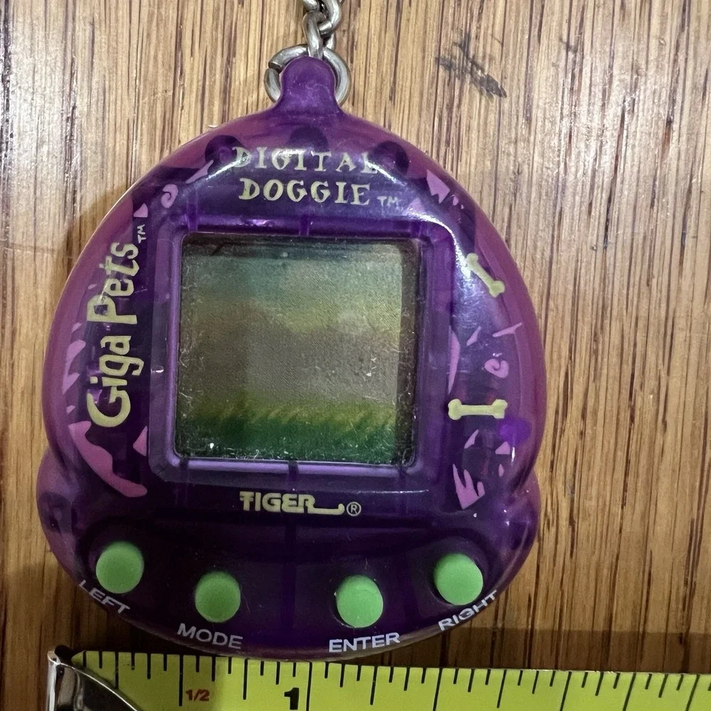 Vintage 1997 Giga Pet Digital Doggie Needs New Battery